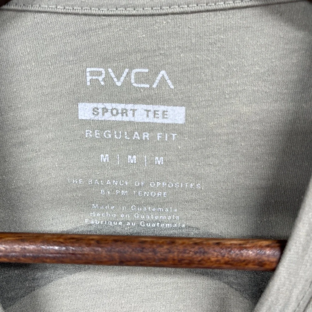 RVCA Sport Tee T Shirt Mens Medium Sage Green Long Sleeve Athletic Regular Fit